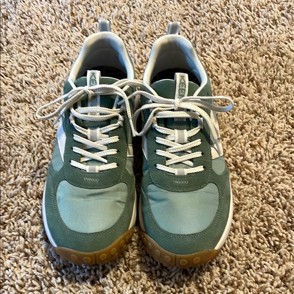 Keen Women's Sneakers - Green and White